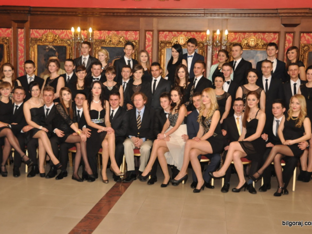 Zobacz relację ze studniówki w RCEZ (FOTO, VIDEO)