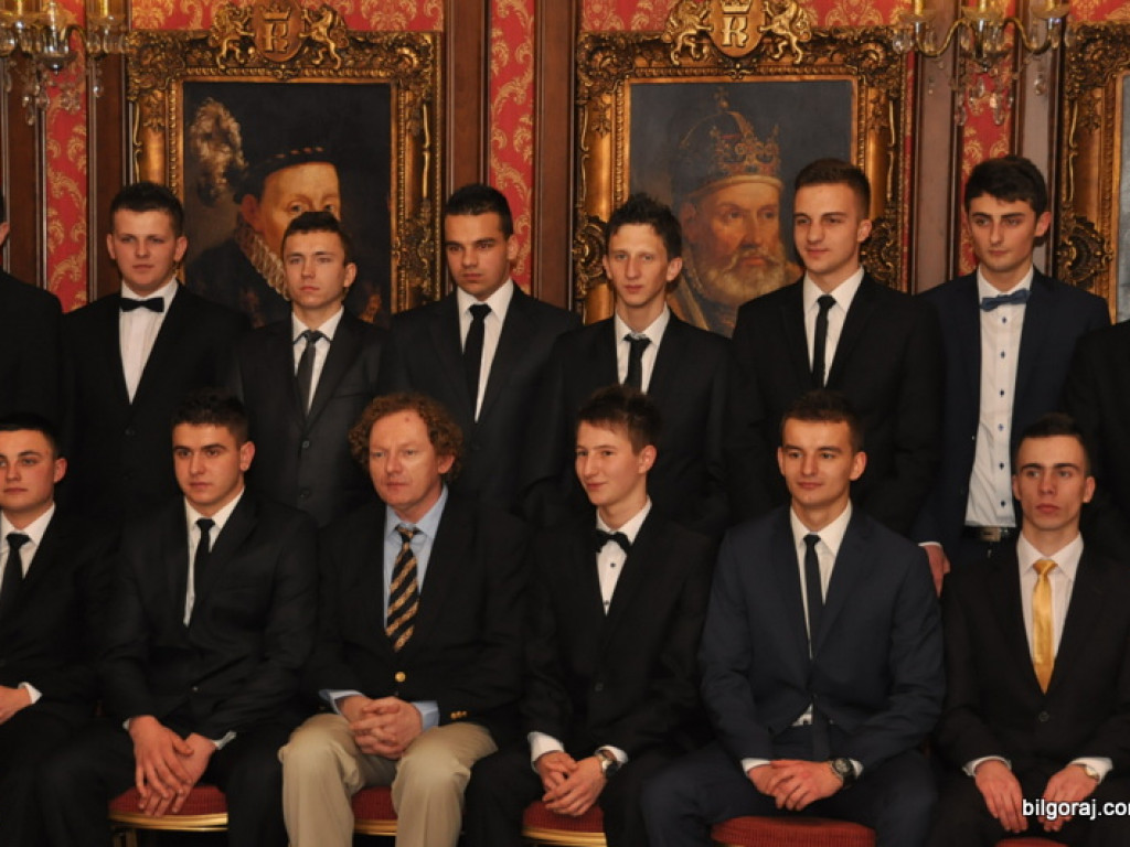 Zobacz relację ze studniówki w RCEZ (FOTO, VIDEO)