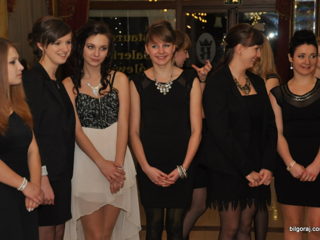 Zobacz relację ze studniówki w RCEZ (FOTO, VIDEO)