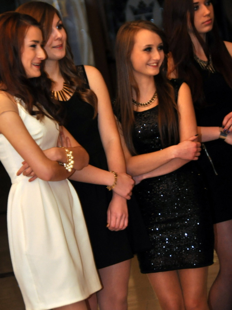 Zobacz relację ze studniówki w RCEZ (FOTO, VIDEO)