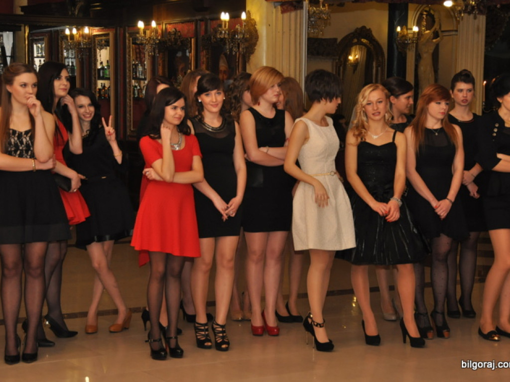 Zobacz relację ze studniówki w RCEZ (FOTO, VIDEO)