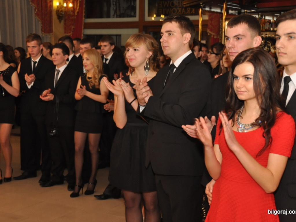 Zobacz relację ze studniówki w RCEZ (FOTO, VIDEO)