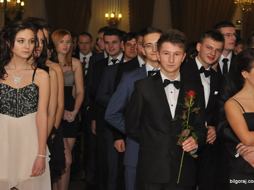 Zobacz relację ze studniówki w RCEZ (FOTO, VIDEO)