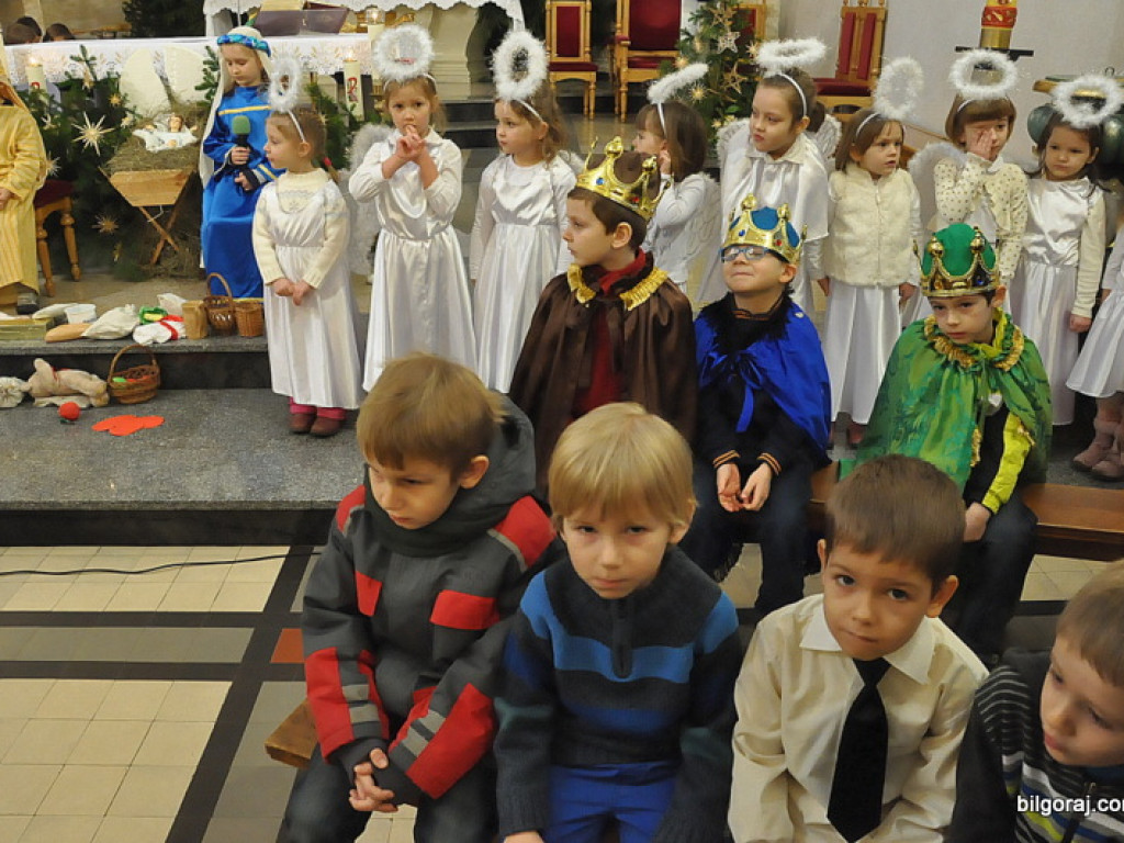 Jasełka przedszkolaków, czyli Pan Jezus przychodzi do wszstkich (FOTO)