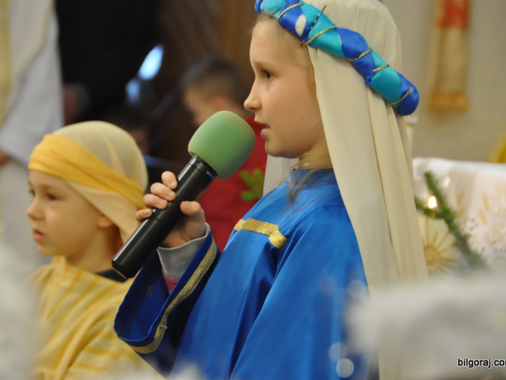 Jasełka przedszkolaków, czyli Pan Jezus przychodzi do wszstkich (FOTO)