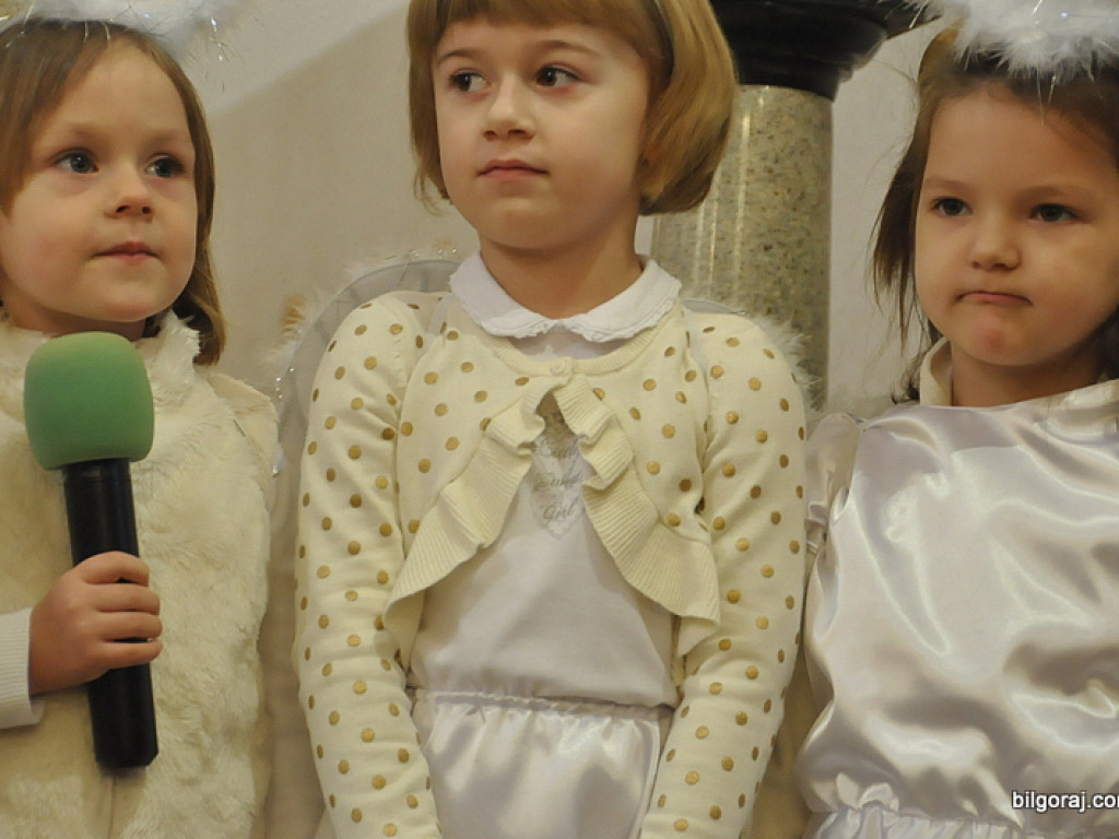 Jasełka przedszkolaków, czyli Pan Jezus przychodzi do wszstkich (FOTO)