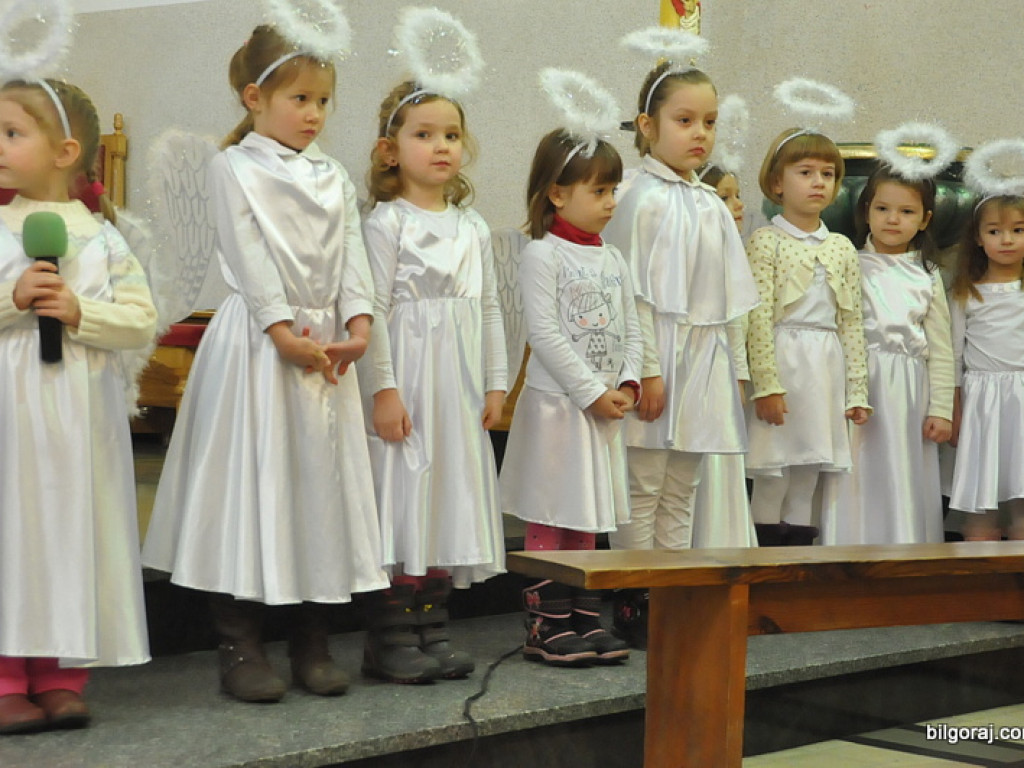 Jasełka przedszkolaków, czyli Pan Jezus przychodzi do wszstkich (FOTO)