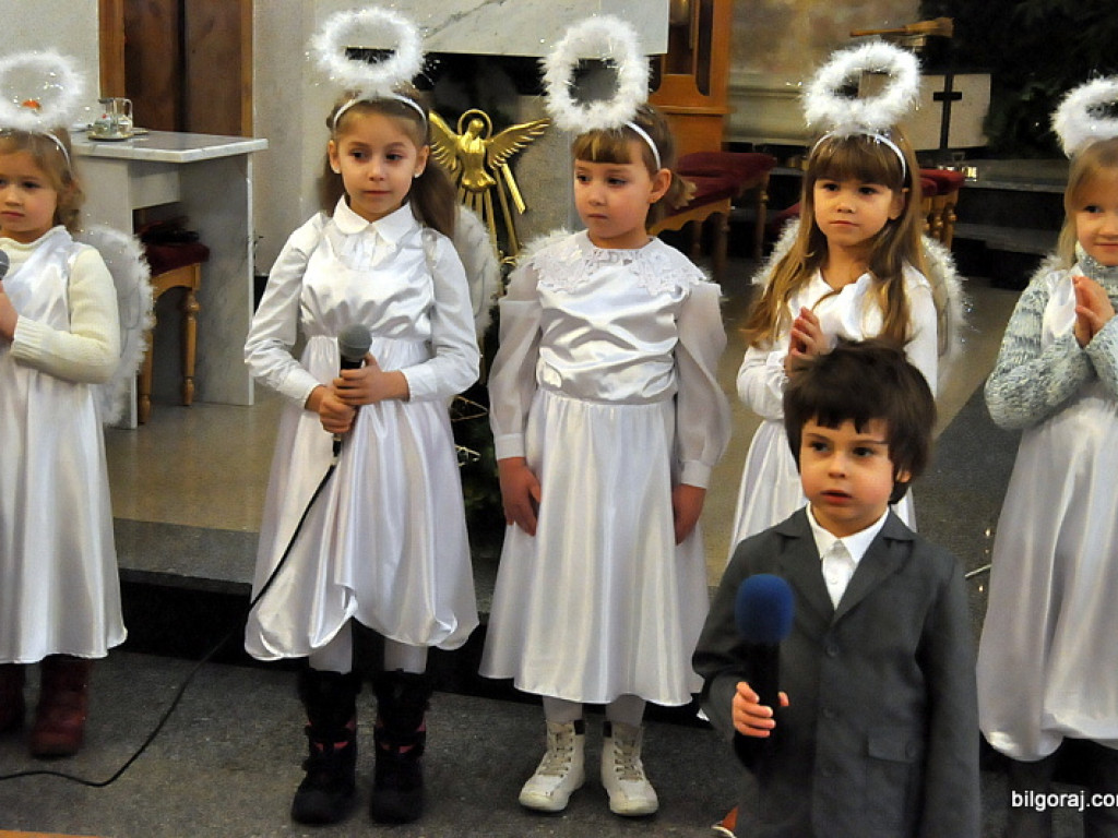 Jasełka przedszkolaków, czyli Pan Jezus przychodzi do wszstkich (FOTO)