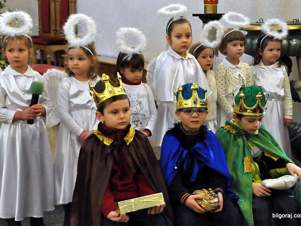 Jasełka przedszkolaków, czyli Pan Jezus przychodzi do wszstkich (FOTO)