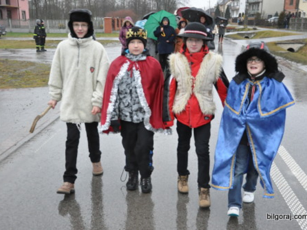 Przez Łukowę przeszedł orszak Trzech Króli (FOTO)