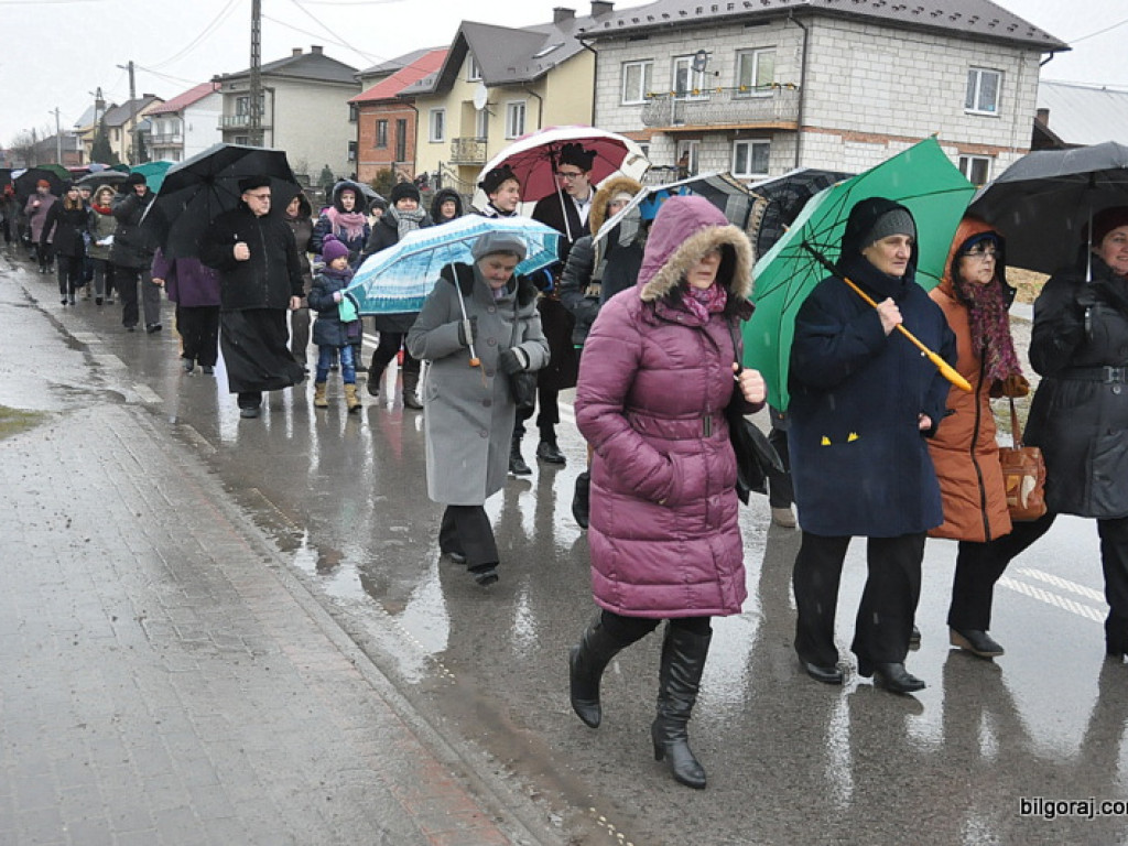 Przez Łukowę przeszedł orszak Trzech Króli (FOTO)
