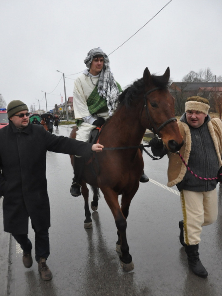Przez Łukowę przeszedł orszak Trzech Króli (FOTO)