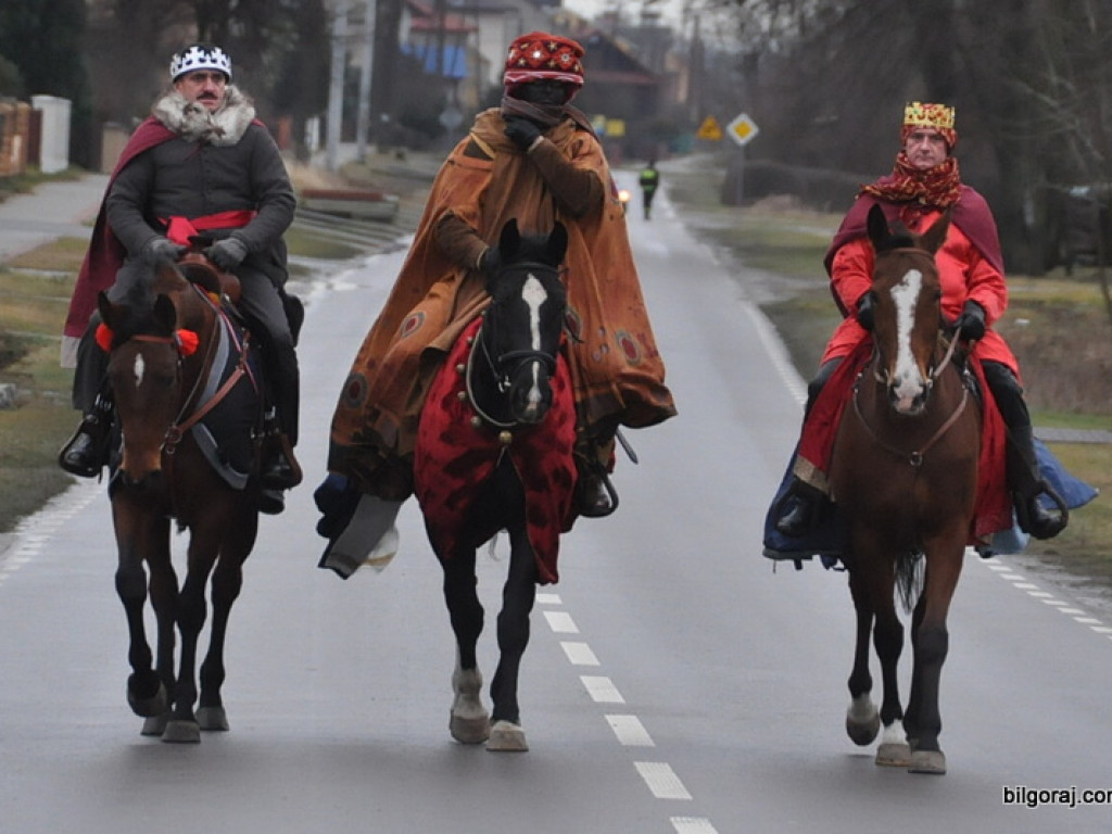 Przez Łukowę przeszedł orszak Trzech Króli (FOTO)