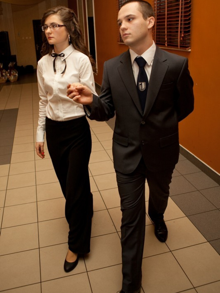 Studniówka w Katolickim Liceum im. Jana Pawła II (FOTO)