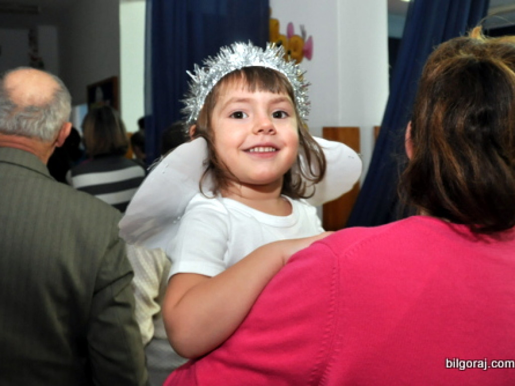 Święto babci i dziadka w Samorządowym Przedszkolu Nr 1 w Biłgoraju (FOTO)