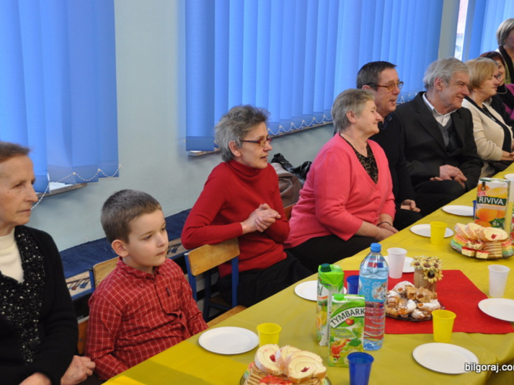 Święto babci i dziadka w Samorządowym Przedszkolu Nr 1 w Biłgoraju (FOTO)
