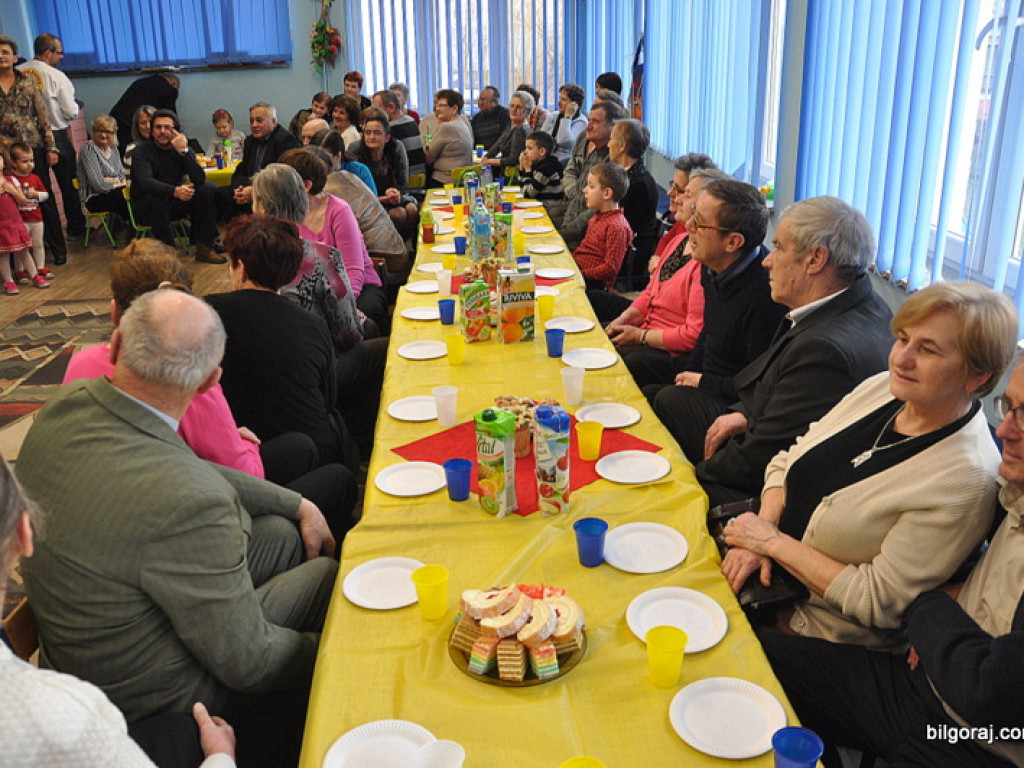 Święto babci i dziadka w Samorządowym Przedszkolu Nr 1 w Biłgoraju (FOTO)