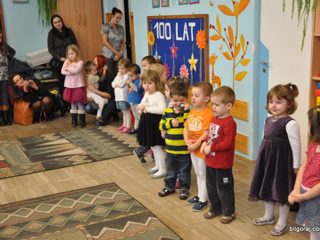 Święto babci i dziadka w Samorządowym Przedszkolu Nr 1 w Biłgoraju (FOTO)