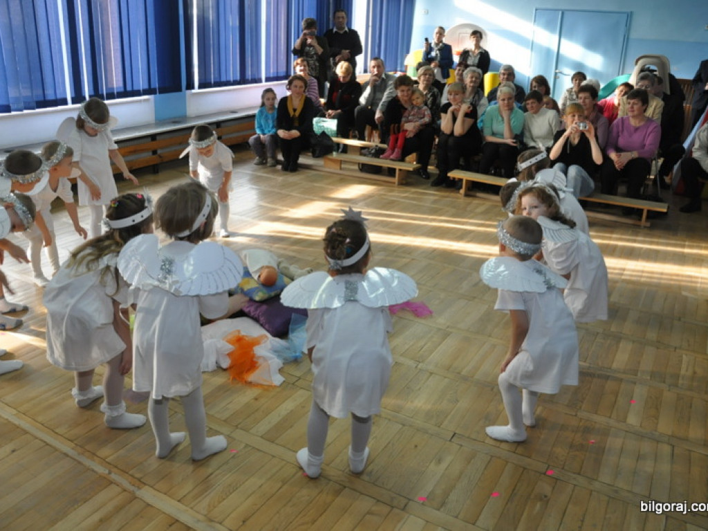 Święto babci i dziadka w Samorządowym Przedszkolu Nr 1 w Biłgoraju (FOTO)