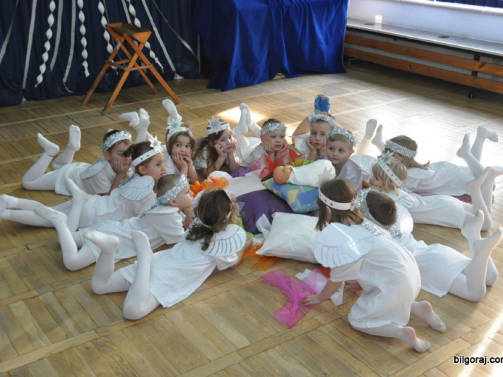 Święto babci i dziadka w Samorządowym Przedszkolu Nr 1 w Biłgoraju (FOTO)