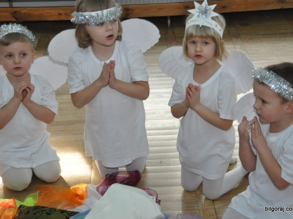 Święto babci i dziadka w Samorządowym Przedszkolu Nr 1 w Biłgoraju (FOTO)