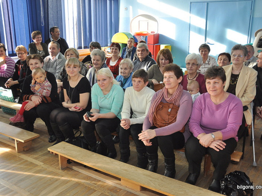 Święto babci i dziadka w Samorządowym Przedszkolu Nr 1 w Biłgoraju (FOTO)