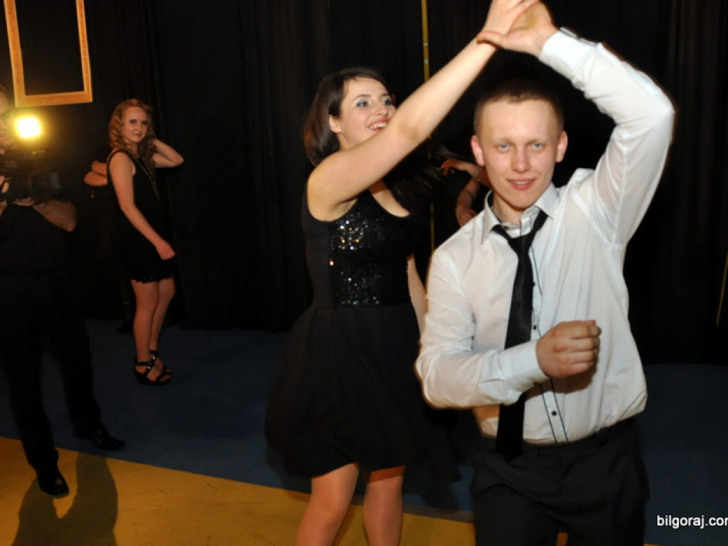 Studniówka w ONZ-cie (FOTO, VIDEO)