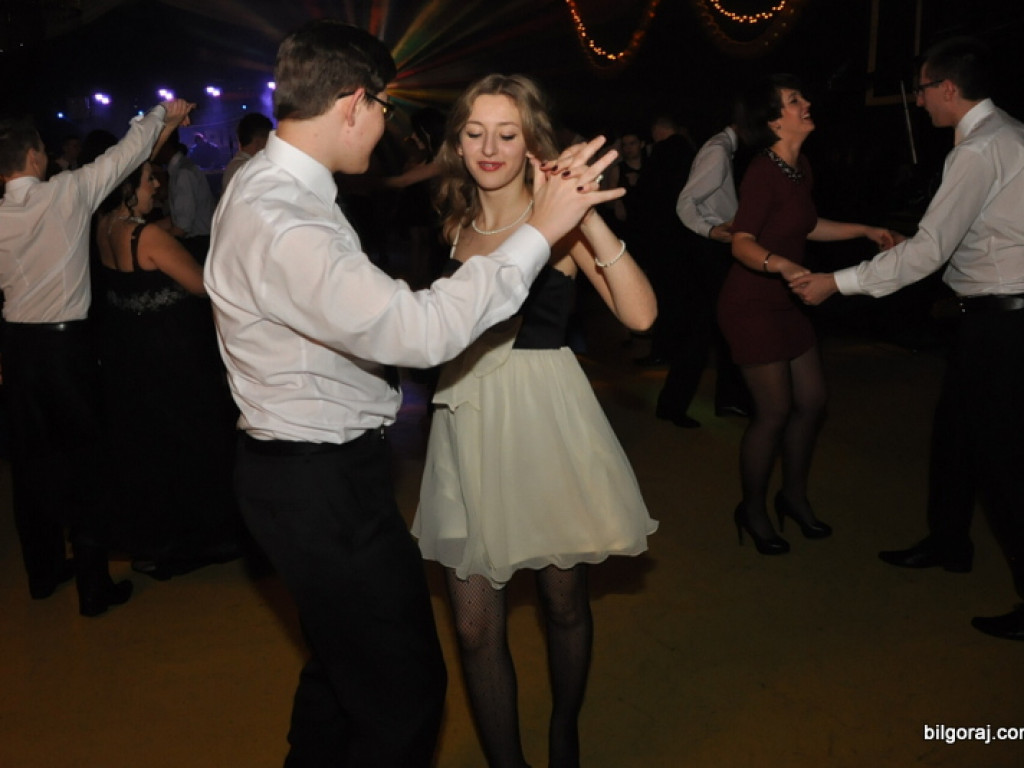 Studniówka w ONZ-cie (FOTO, VIDEO)