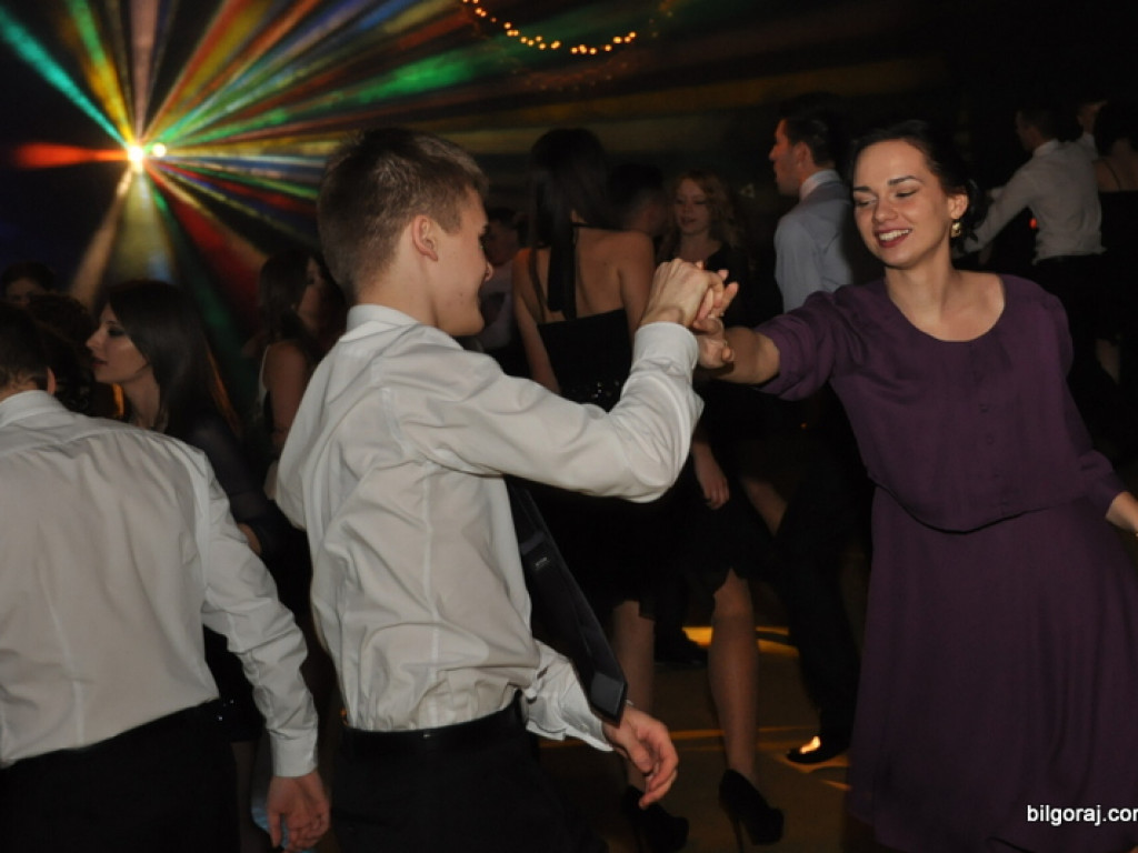 Studniówka w ONZ-cie (FOTO, VIDEO)