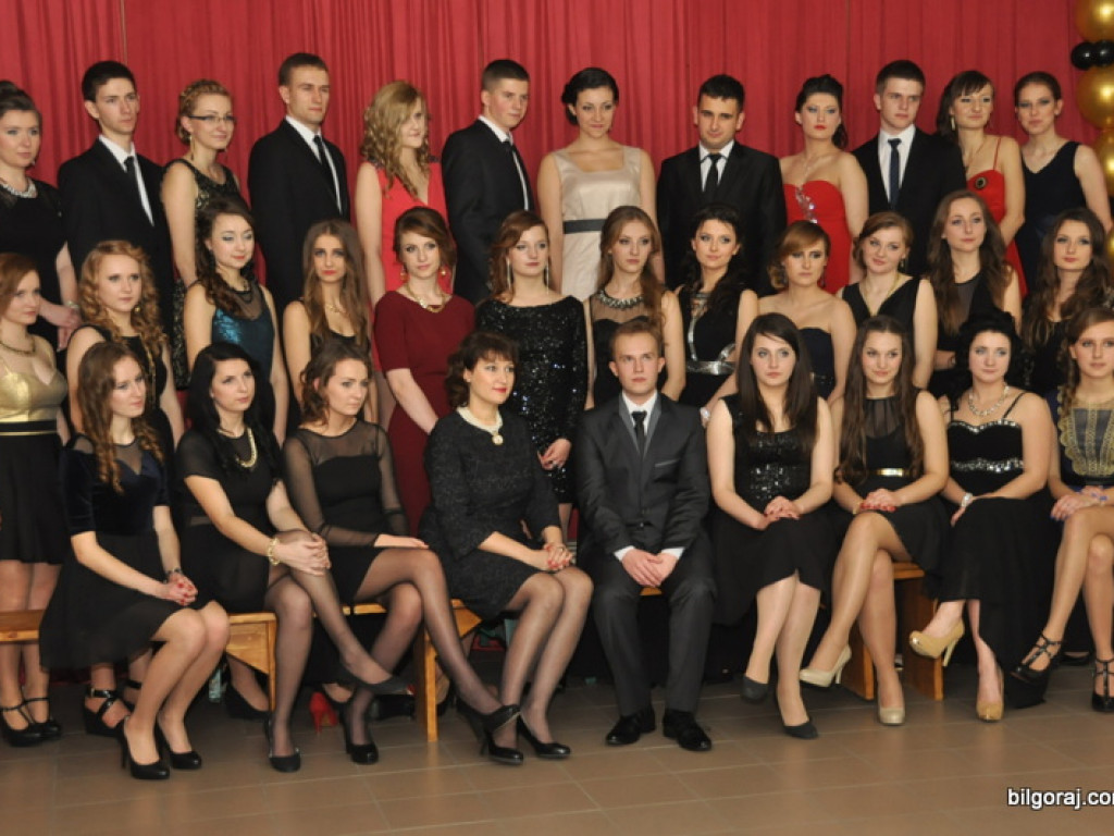 Studniówka w ONZ-cie (FOTO, VIDEO)