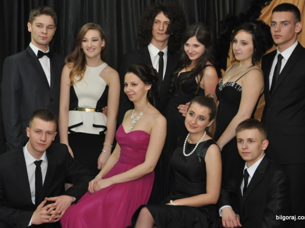 Studniówka w ONZ-cie (FOTO, VIDEO)