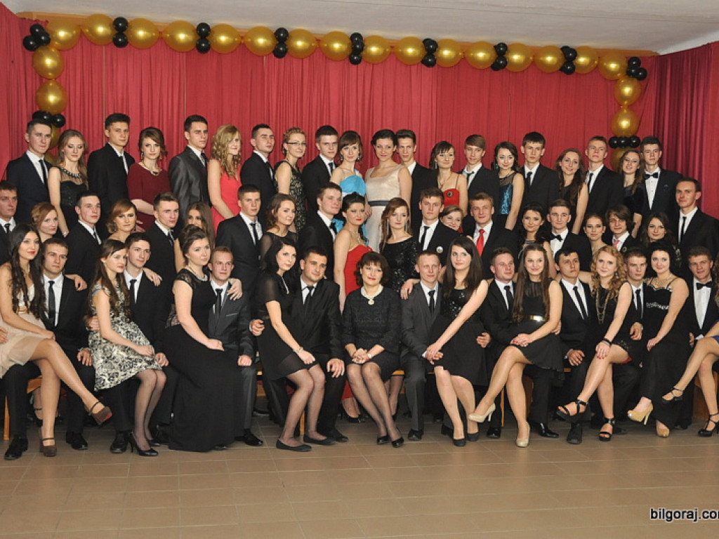 Studniówka w ONZ-cie (FOTO, VIDEO)