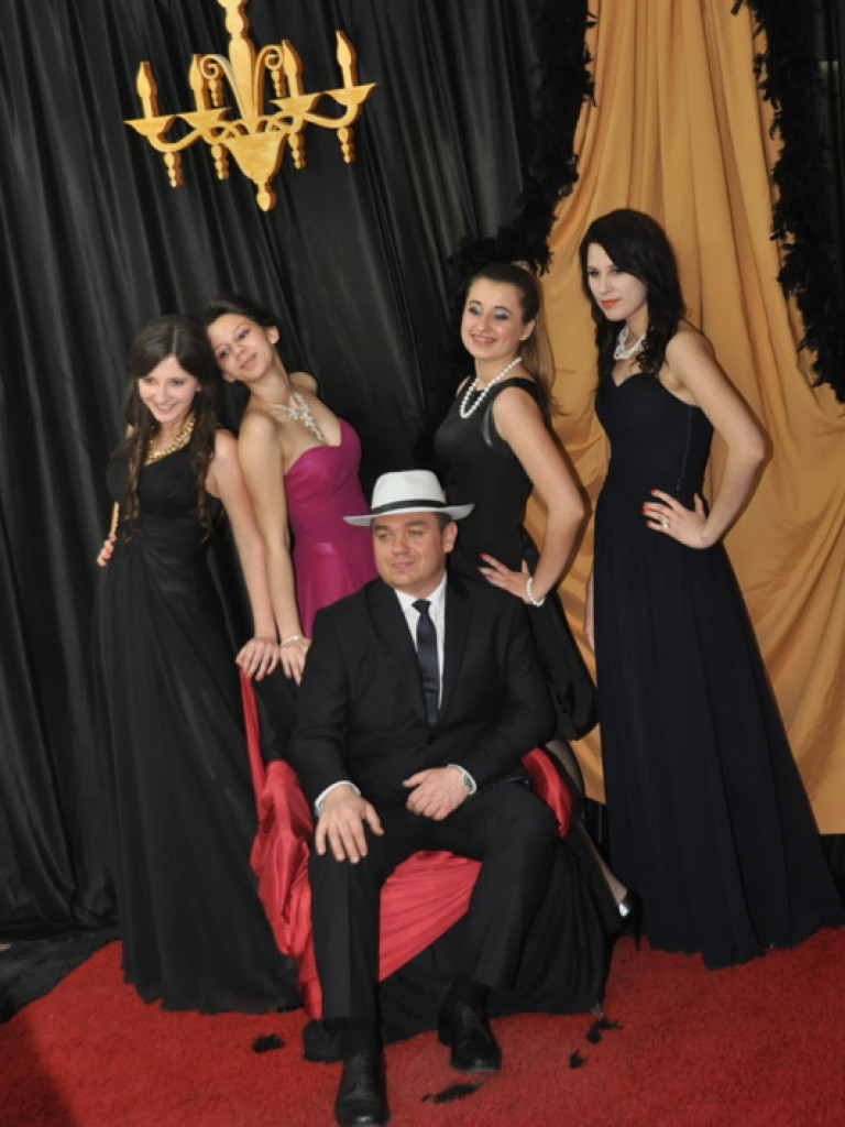 Studniówka w ONZ-cie (FOTO, VIDEO)