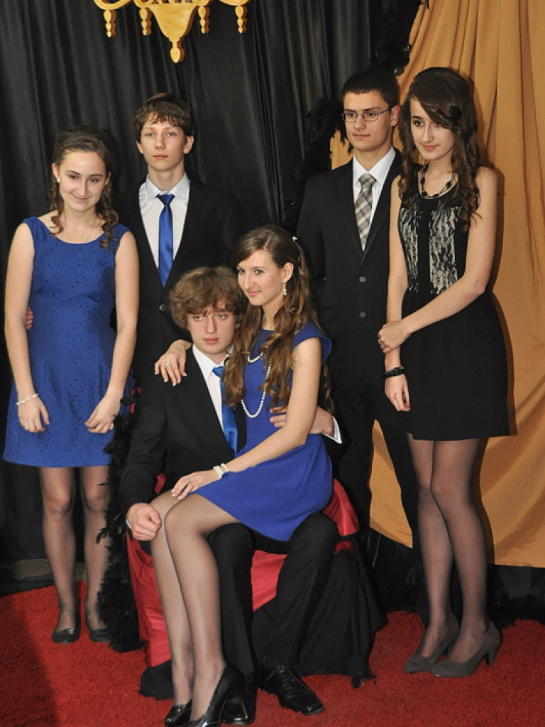 Studniówka w ONZ-cie (FOTO, VIDEO)