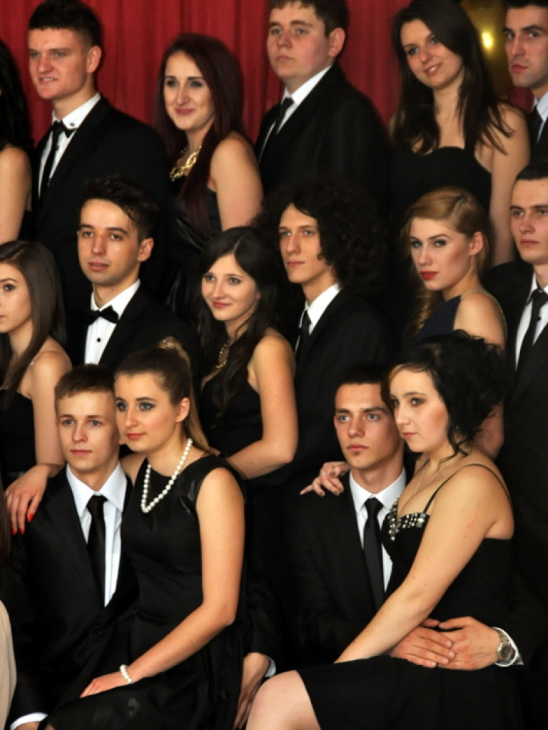 Studniówka w ONZ-cie (FOTO, VIDEO)