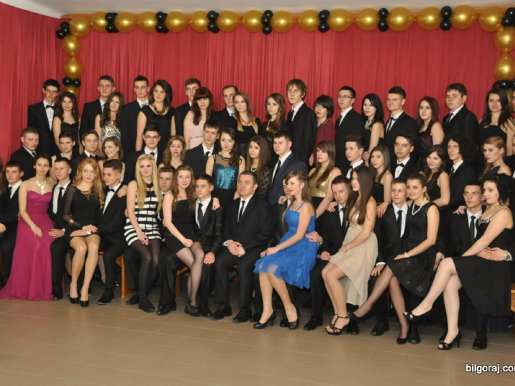 Studniówka w ONZ-cie (FOTO, VIDEO)