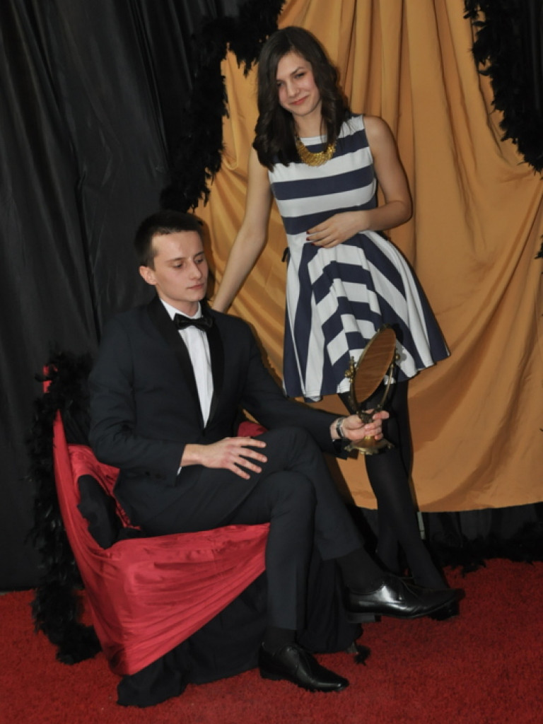 Studniówka w ONZ-cie (FOTO, VIDEO)