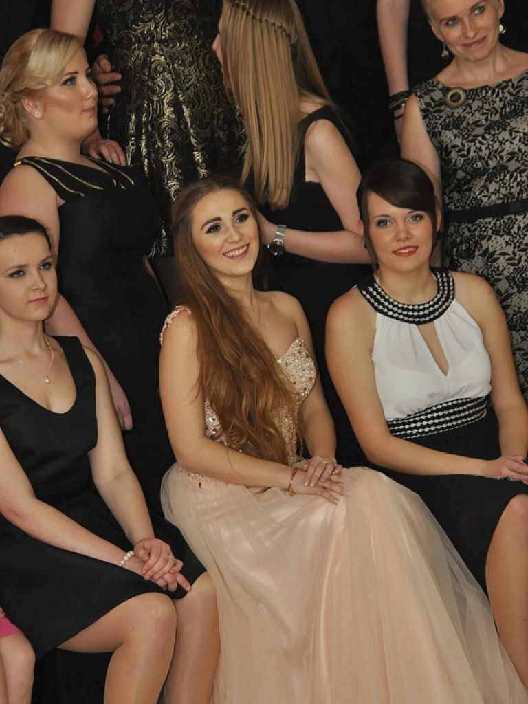 Studniówka w ONZ-cie (FOTO, VIDEO)