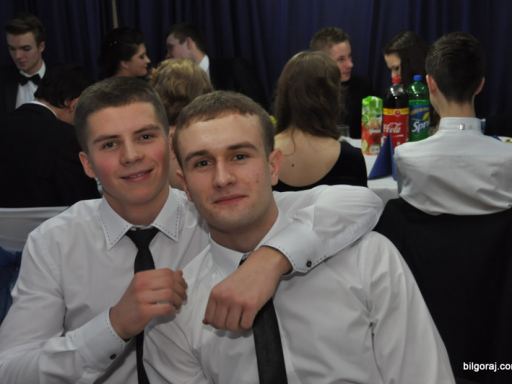 Studniówka w ONZ-cie (FOTO, VIDEO)