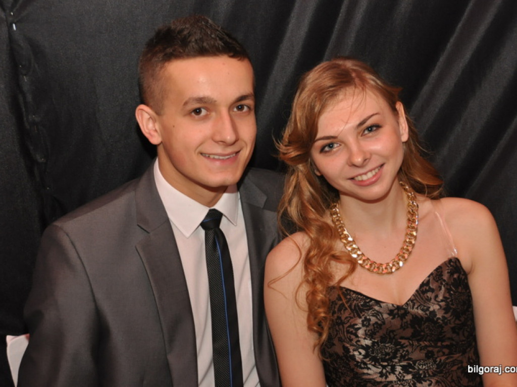 Studniówka w ONZ-cie (FOTO, VIDEO)