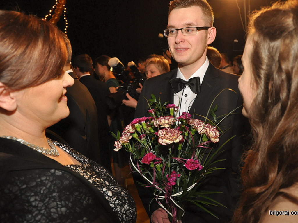 Studniówka w ONZ-cie (FOTO, VIDEO)