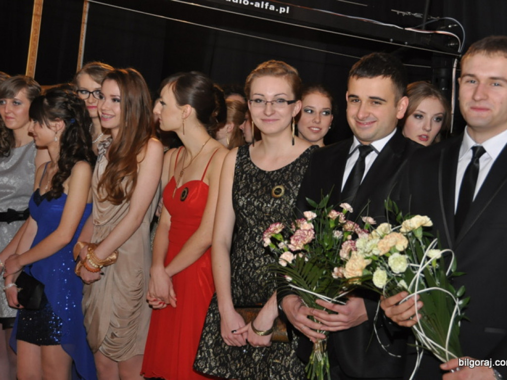 Studniówka w ONZ-cie (FOTO, VIDEO)