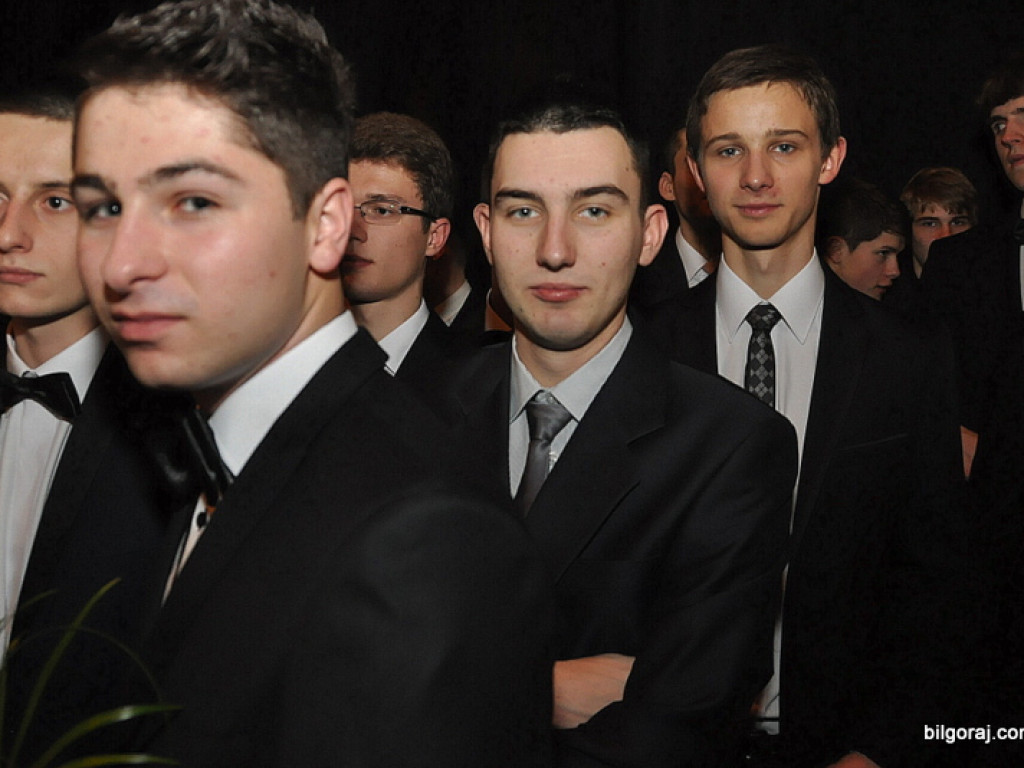 Studniówka w ONZ-cie (FOTO, VIDEO)