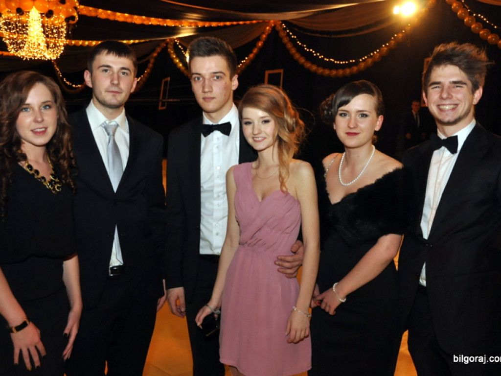 Studniówka w ONZ-cie (FOTO, VIDEO)