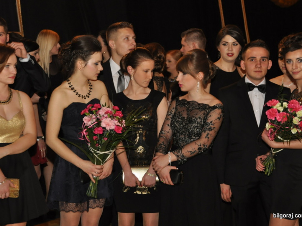 Studniówka w ONZ-cie (FOTO, VIDEO)