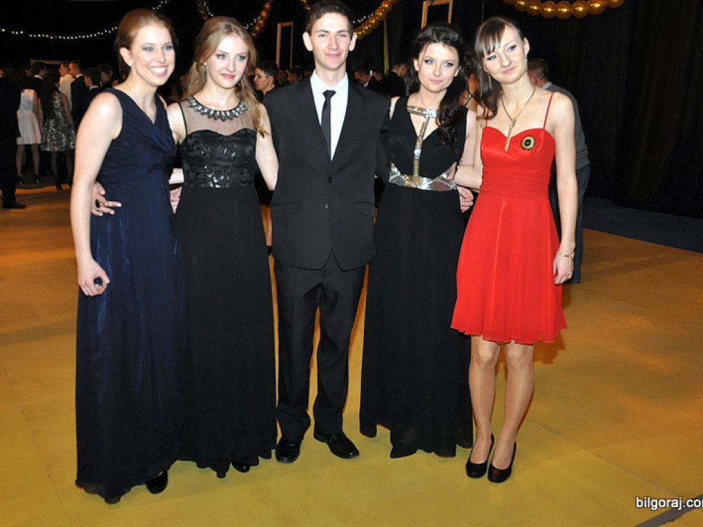 Studniówka w ONZ-cie (FOTO, VIDEO)