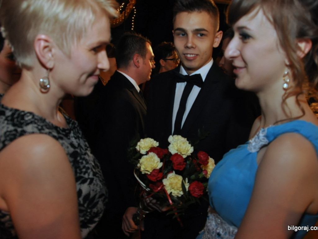 Studniówka w ONZ-cie (FOTO, VIDEO)