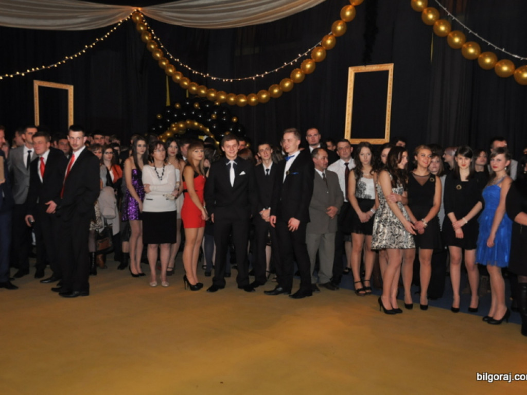 Studniówka w ONZ-cie (FOTO, VIDEO)