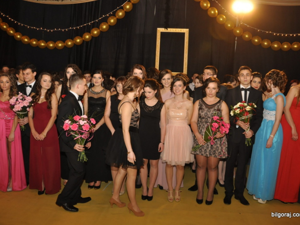 Studniówka w ONZ-cie (FOTO, VIDEO)