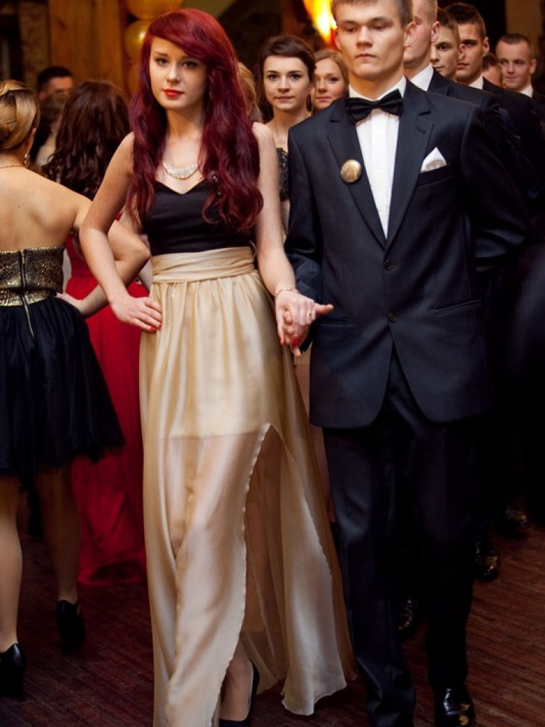 Studniówka w ZSBiO w Biłgoraju (FOTO, VIDEO)